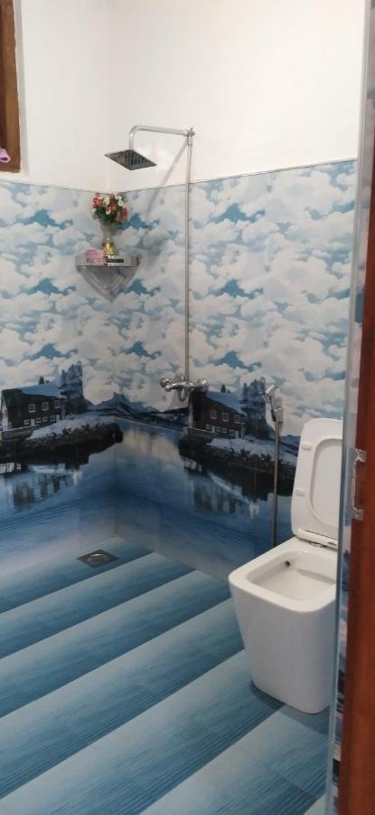 Holly House Homestay Елла Екстер'єр фото